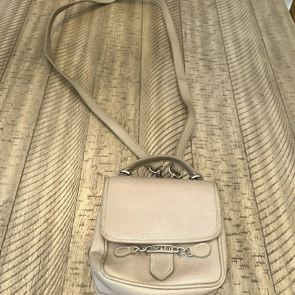 Espirit Vegan Imprinted Leather Look Crossbody and Easy Snap Convenience! ✈️ 🌆